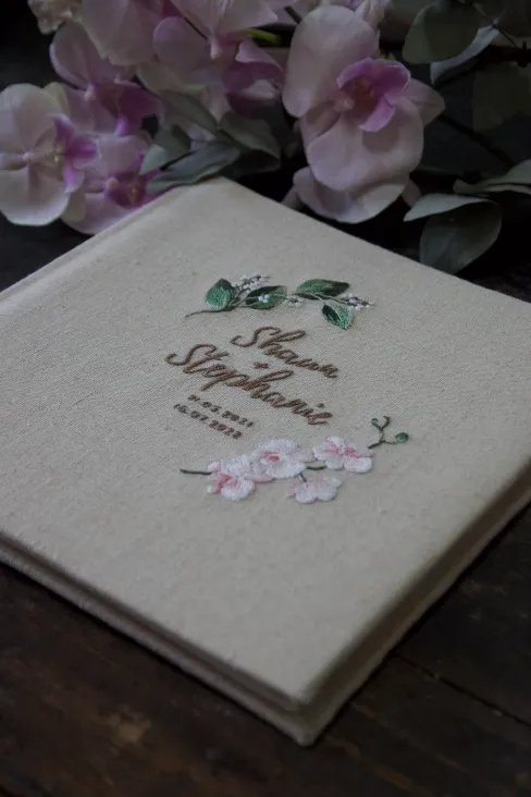 Embroidered wedding detail